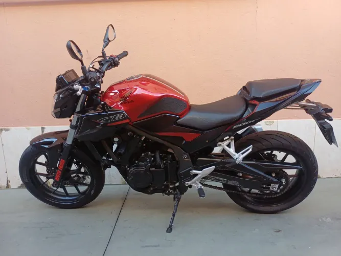 CB 500 F ANO 2021