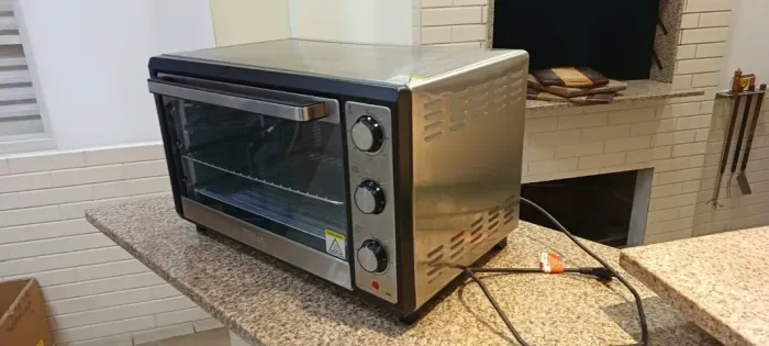 Forno Elétrico Philco 60l Preto Inox 220v (Usado)