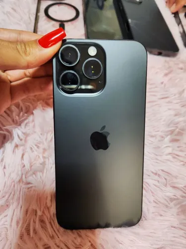 iPhone 16 Pro Max 256 preto