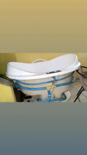 Banheira dupla (jacuzzi) usada.