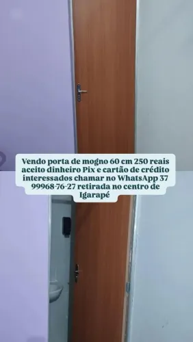Vendo porta mogno 60cm usada por pouco tempo 