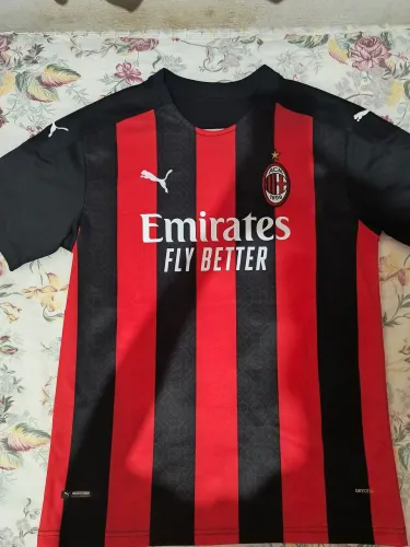 Camiseta Milan 21/22 Thai 1.1