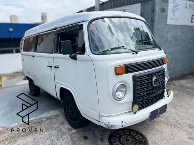 Volkswagen Kombi Lotação 1.4 MI Total Flex 8V 2012