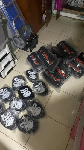 Aparadores de luta para muay thai e boxe da marca GORILLA