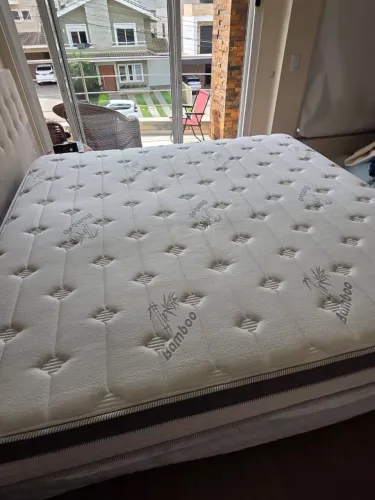 Cama king size