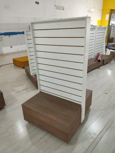 Móveis para loja barato