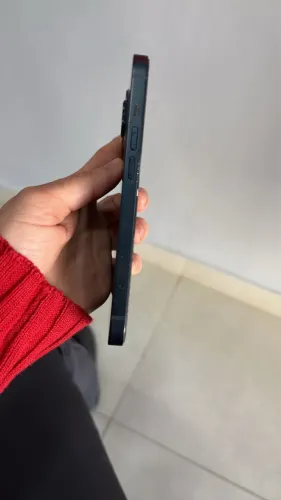 IPHONE 13 - 256GB