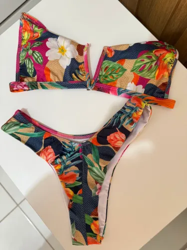 Biquíni estampado