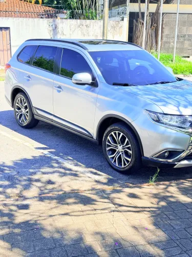 Mitsubishi Outlander 2.0 16V 160cv Aut. 2016