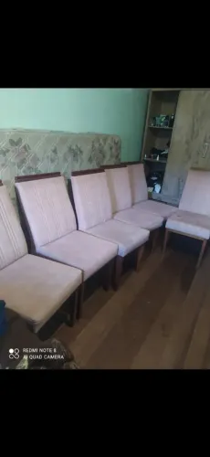 Mesa com 6 cadeiras 