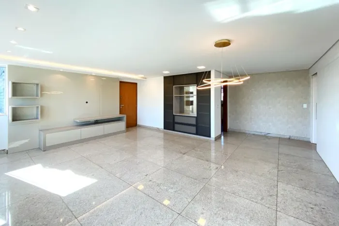 Apartamento à Venda - Buritis, 3 Quartos, 120 m2