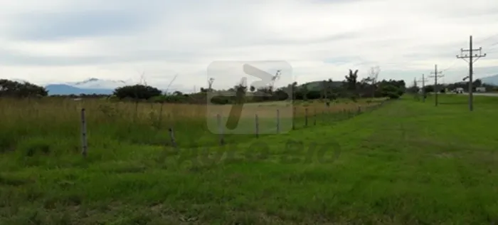 Terreno amplo para vender no bairro de Santa Alice em Seropédica - RJ.