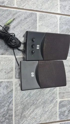 Caixa de som multimidea computador HP USB SP Zona Leste Metrô Patriarca Funcionando perfei
