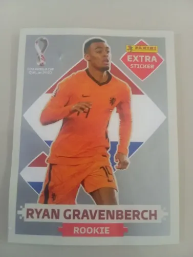 ACEITO OFERTAS-Figurinha Legend Rookie Gravenberch Prata