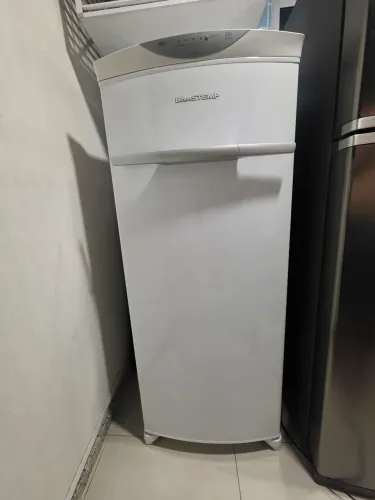 Freezer Vertical Brastemp 197 Litros - Frost Free (BVG24)