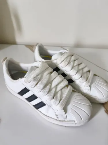 Tênis Adidas 39 Estado de Novo
