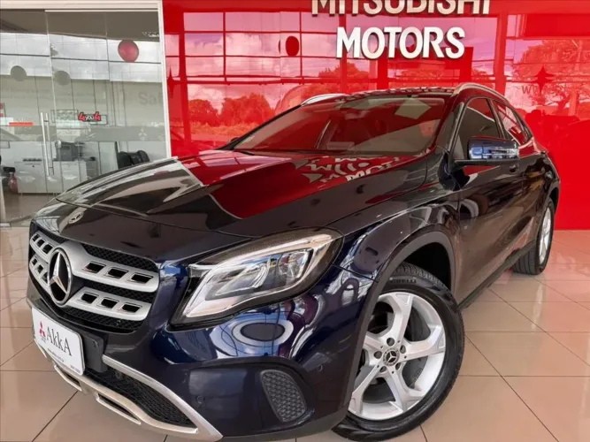 Mercedes-Benz GLA 200 Adv. 1.6/1.6 TB 16V Flex Aut. 2018