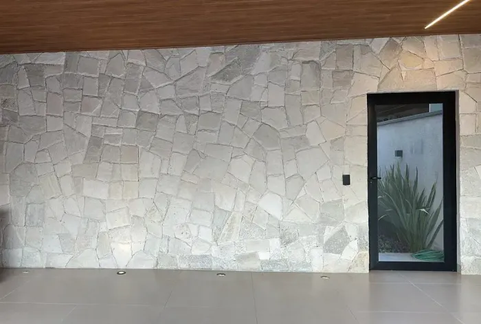Sobrado para venda com 300 metros quadrados com 1 quarto em Jardins Madri - Goiânia - GO