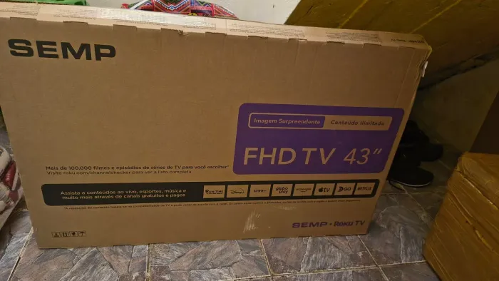 Vende-se tv semp Roku 43