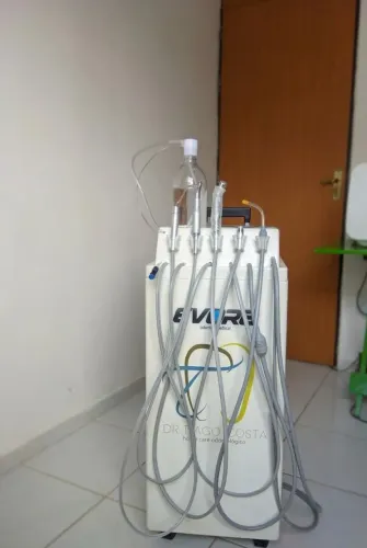 Consultório odontológico Portátil/ Equipo
