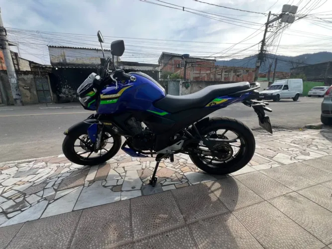 Fz 15 ano e modelo 2025