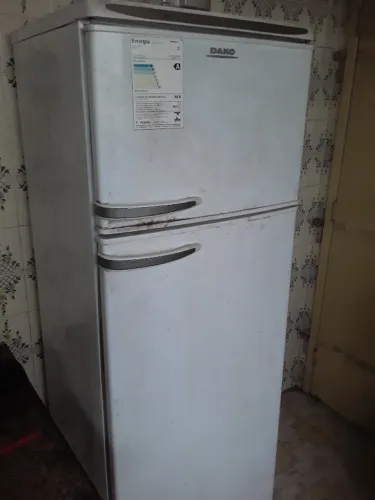 Geladeira DAKO 350 litros no estado (leia toda a descrição)