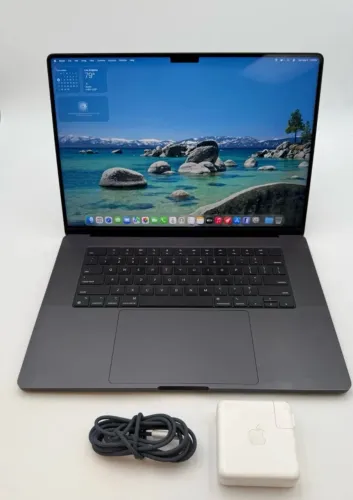 MacBook Pro m3 pro 16