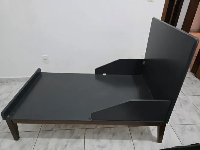 Minicama 1.30 com o colchão, ambos em bom estado