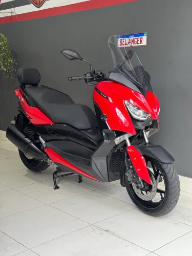 YAMAHA X-MAX 250 2024 abs