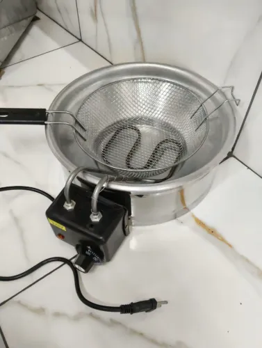 Fritadeira elétrica 220v tacho pastel e salgados