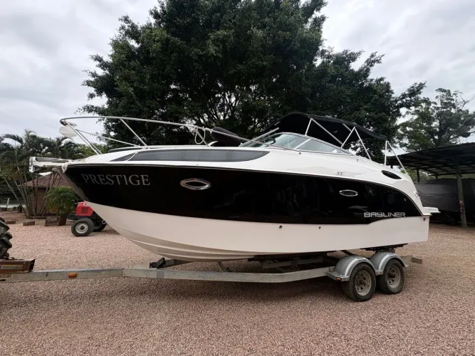 Bayliner 255 USA - 2010 x1 Mercruiser 300 HP ñ Phantom Focker Ventura Triton Fs