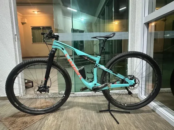 MOUNTAIN BIKE SPECIALIZED S-WORKS EPIC FSR - ANO 2017 - CAMBIO SHIMANO XTR ELETRONICO Di2