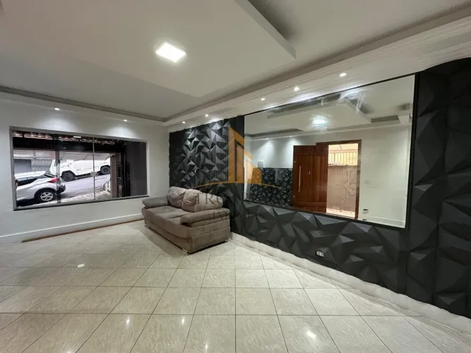 Sobrado à venda no Tatuapé: 170m², 3 dorms, 1 suíte, 2 vagas