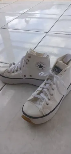 Converse Chuck Taylor Run Star Hike de cano alto na cor branca