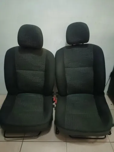 Jogo de bancos Renault Sandero