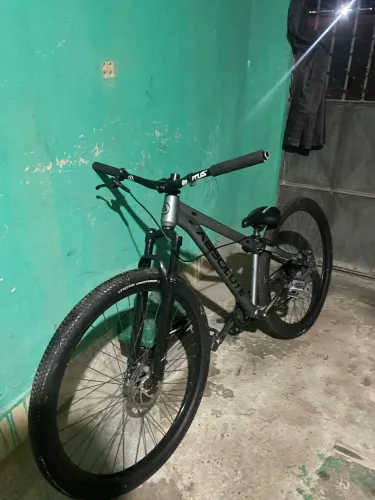 Vende-se Nero 5 com mt200