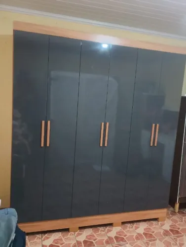 Guarda Roupa de Casal 6 Portas 1.82m - Novo na caixa, Entrega e Monta