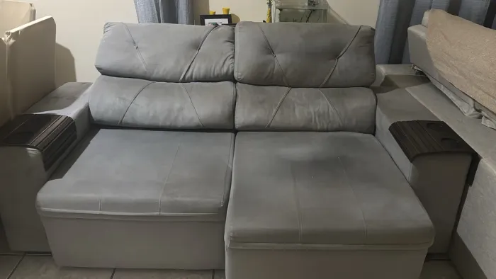 Sofá retrátil usado