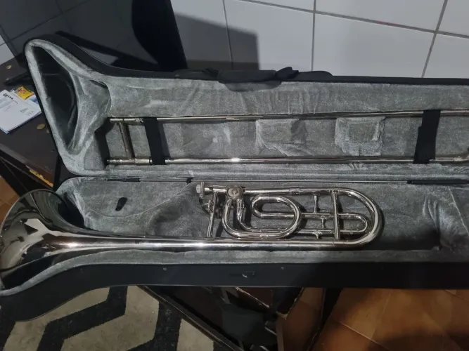 Trombone Michael com rotor  sib/fa