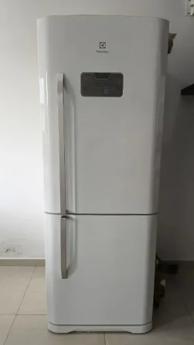 Geladeira Electrolux inverse 
