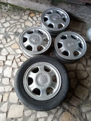 Rodas aro 14 GM Chevrolet astra gls original 