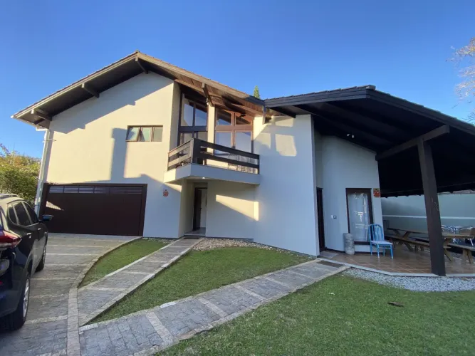 Casa para Locação em Florianópolis, JURERE INTERNACIONAL, 2 dormitórios, 1 banheiro