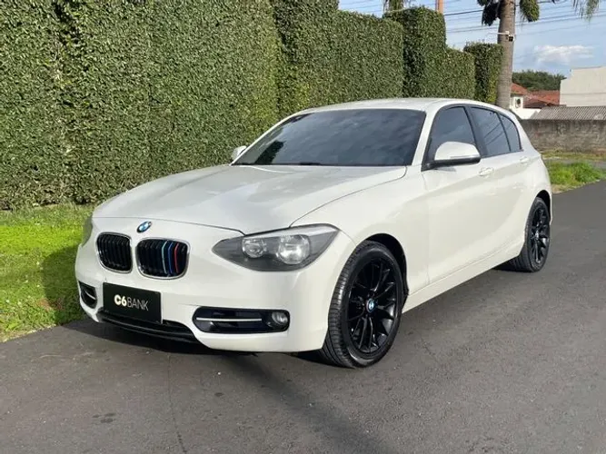 BMW 118IA / Urban/sport 1.6 TB 16V 170cv 5P 2014