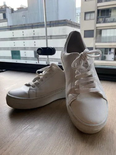 Tênis branco Corello com glitter