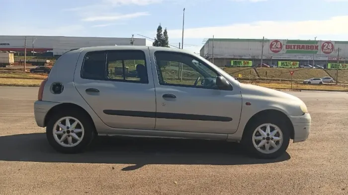 Renault Clio RT 1.6 5P 2001