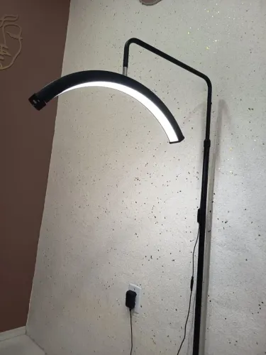 Vendo Ring Light Meia Lua