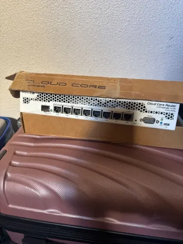 MikroTik Cloud Core Router CCR1009-8G-1S-PC