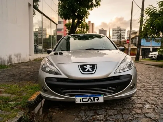 Peugeot 207 XR Sport 1.4 Flex 8V 5P 2011