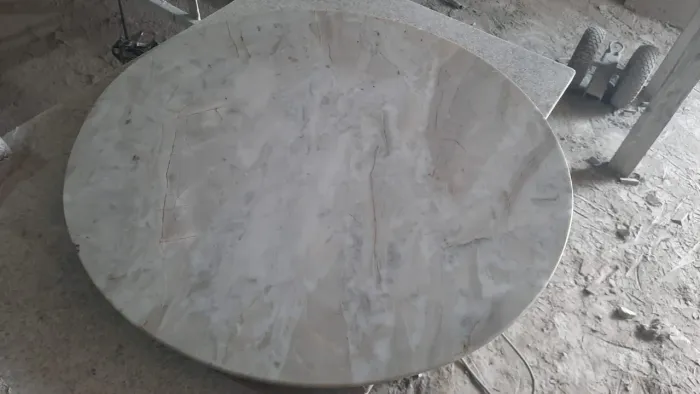 Mesa de apoio de mármore branco importado