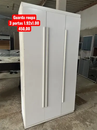 Guarda roupa 3 portas